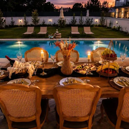 Terra Oliva Villa *